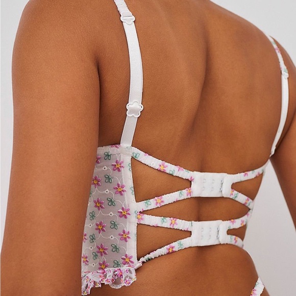 For Love and Lemons Blooms Lace Underwire Bra and Thong Set - Picture 2 of 8